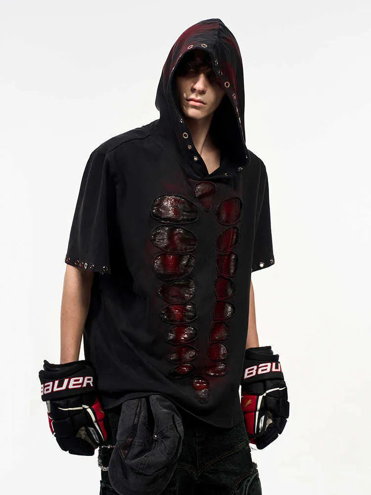 Black hooded men's T-shirt with sequenced detailing and loose fit