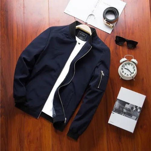 Men's slim-fit casual zip jacket in a solid colour with ribbed cuffs and side pockets.