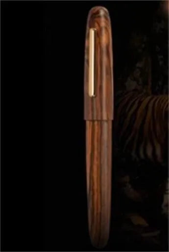 Wooden fountain pen with rotating cap in choice of seven wood finishes for business writing