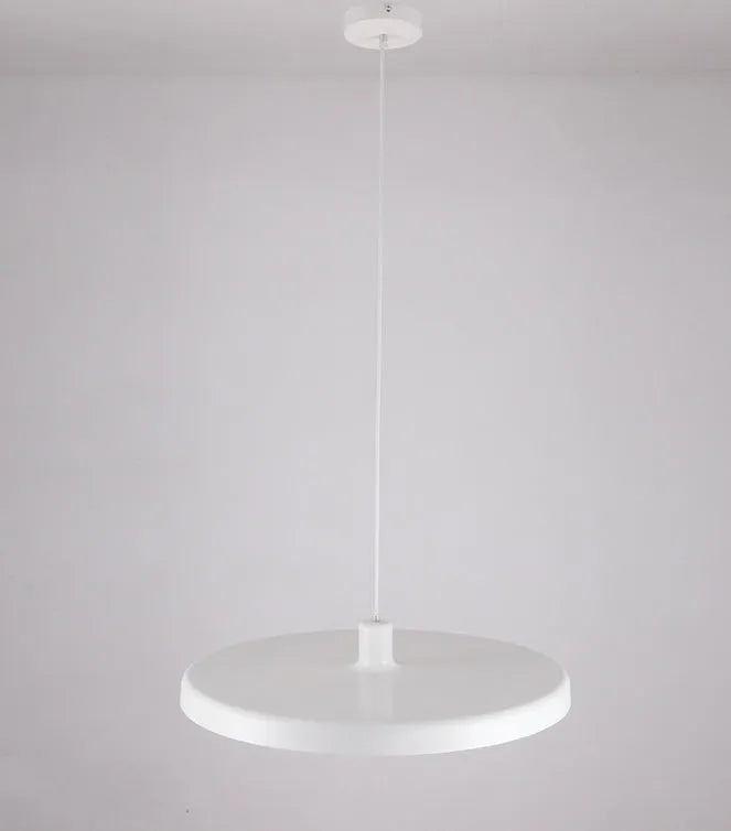 Aluminium alloy bar chandelier in black or white finish with 35cm 50cm or 60cm diameter for restaurant lighting