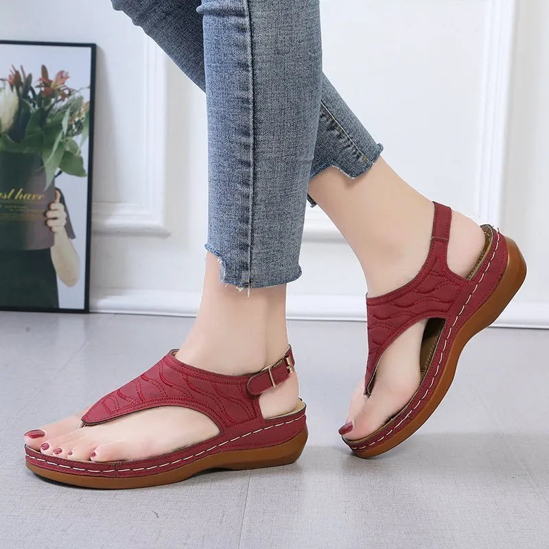 Women's casual wedge heel flip flop sandals with adjustable buckle strap in solid colour