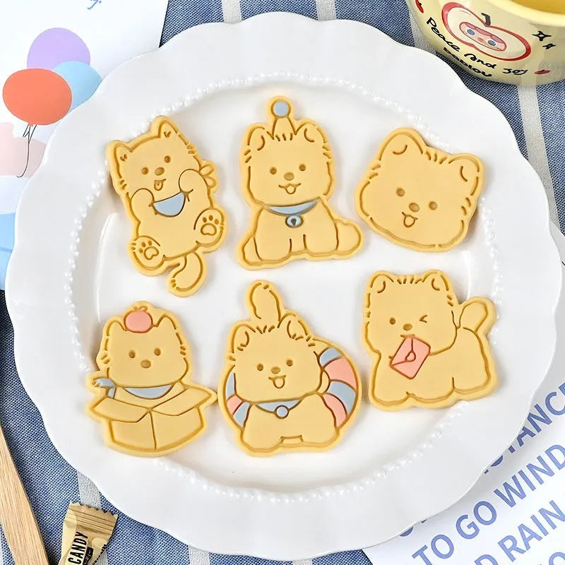 Plastic 3D cartoon puppy head biscuit mold for shaping dog themed cookies and soft candy