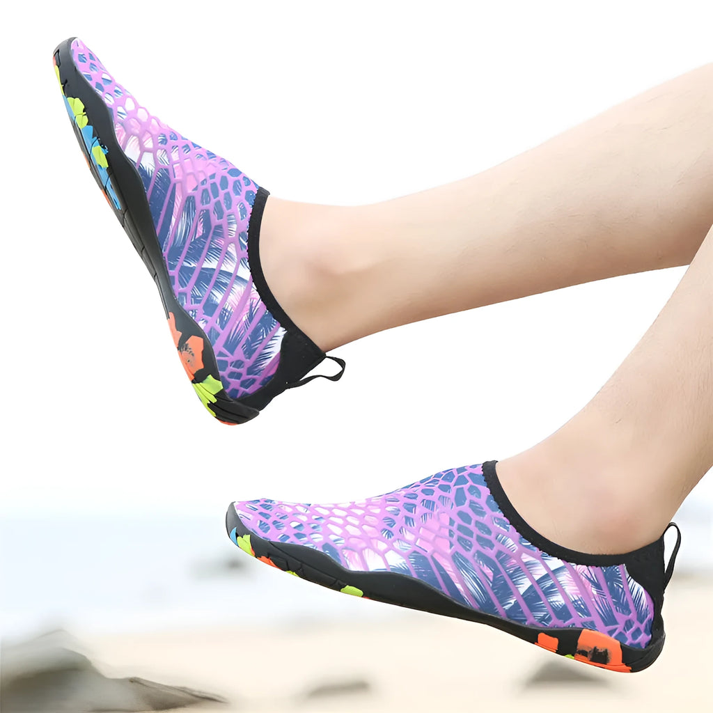 A pair of quick-dry beach wading shoes in camouflage print, showing the Lycra elastic upper and EVA midsole.