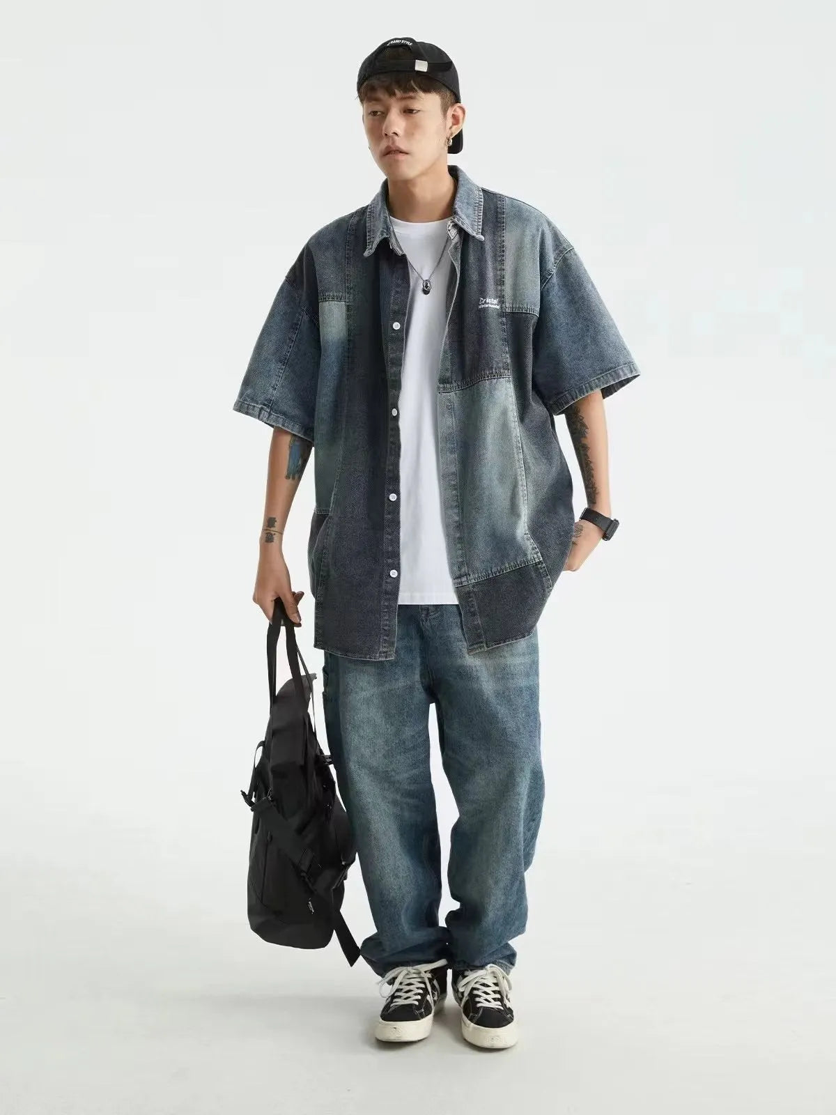 Men's loose cardigan-style denim shirt with retro washed stitching in blue colour
