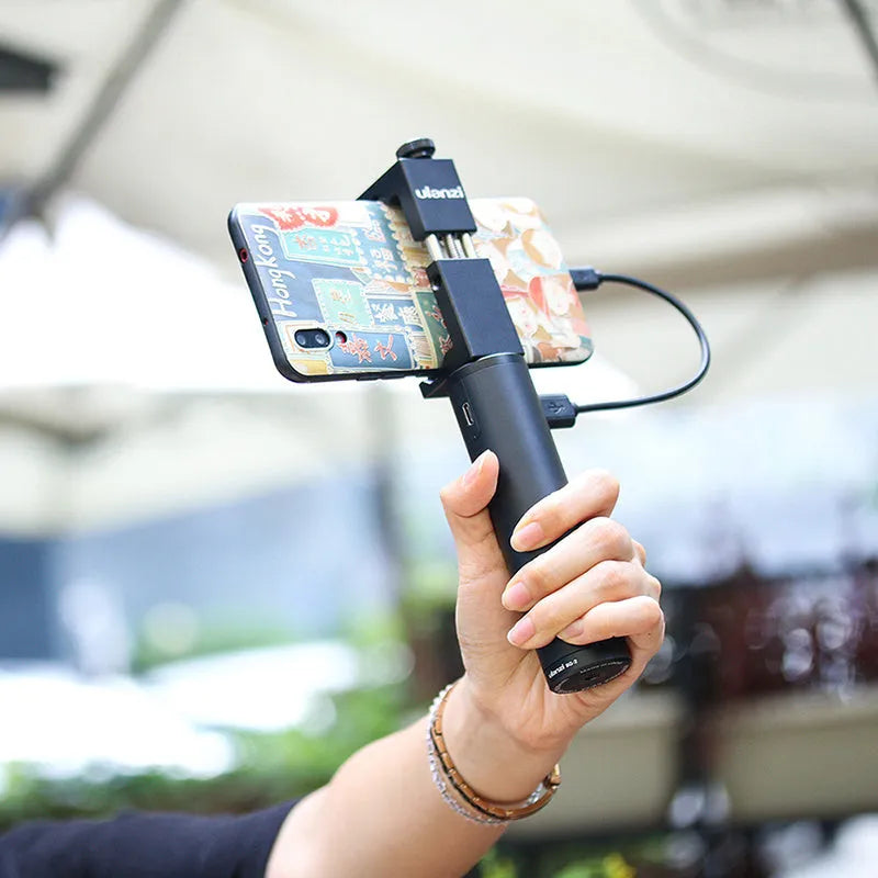 Black aluminium alloy portable power bank with 6800mAh capacity and carrying handle