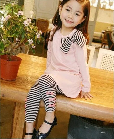 Pink 100% cotton girls clothing set available in sizes 110cm, 120cm, 130cm, and 140cm.
