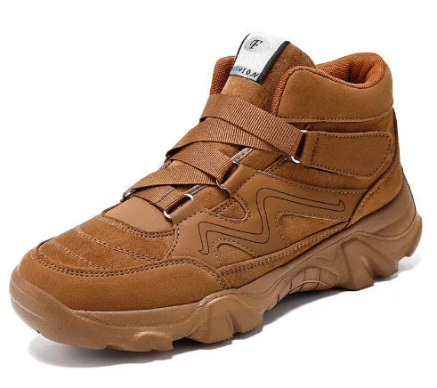 Men's casual shoe in multiple colours including black, brown, and dark grey, shown with size range 39-49.