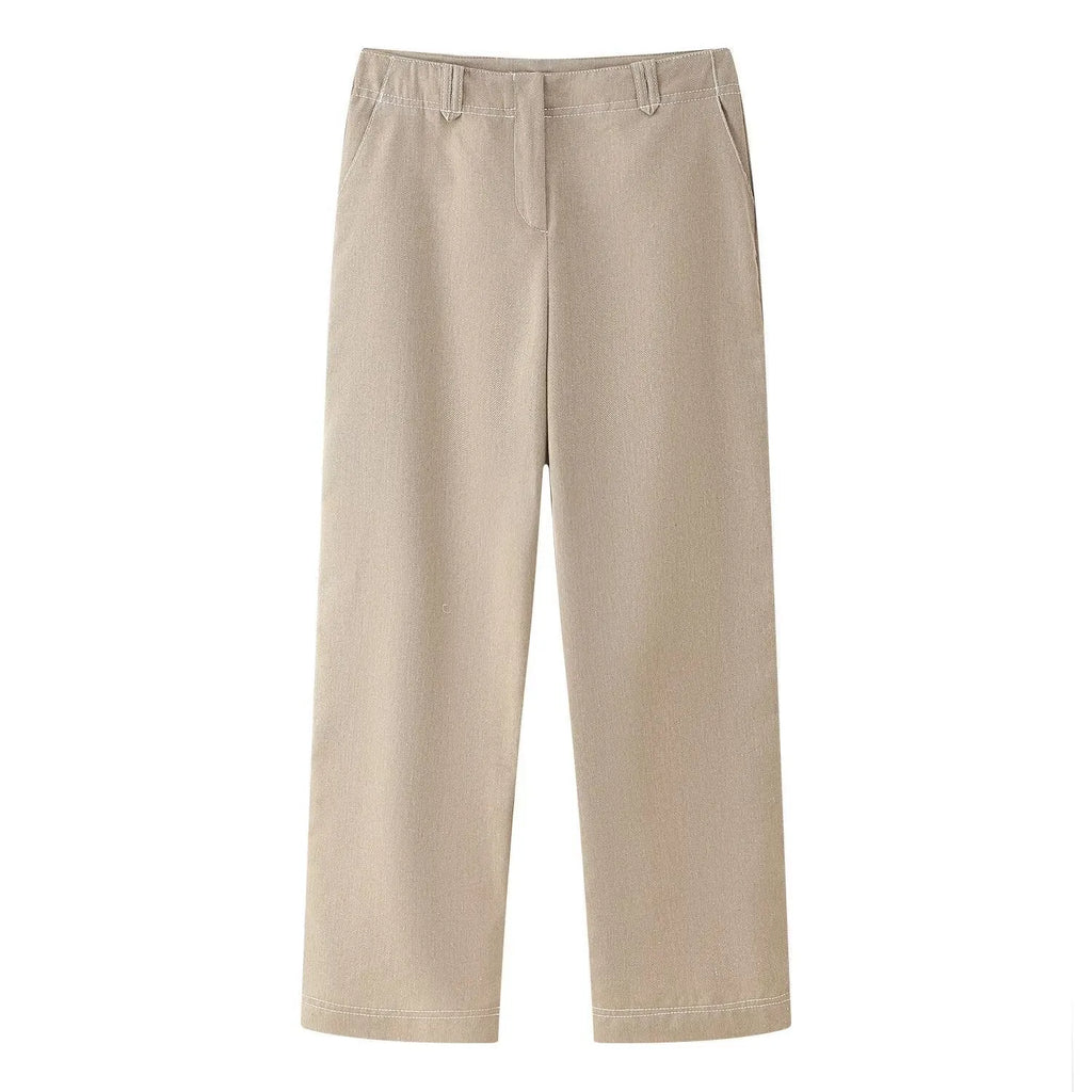 Women's herringbone pattern jacket and trousers suit with 3D embroidery in polyester fabric