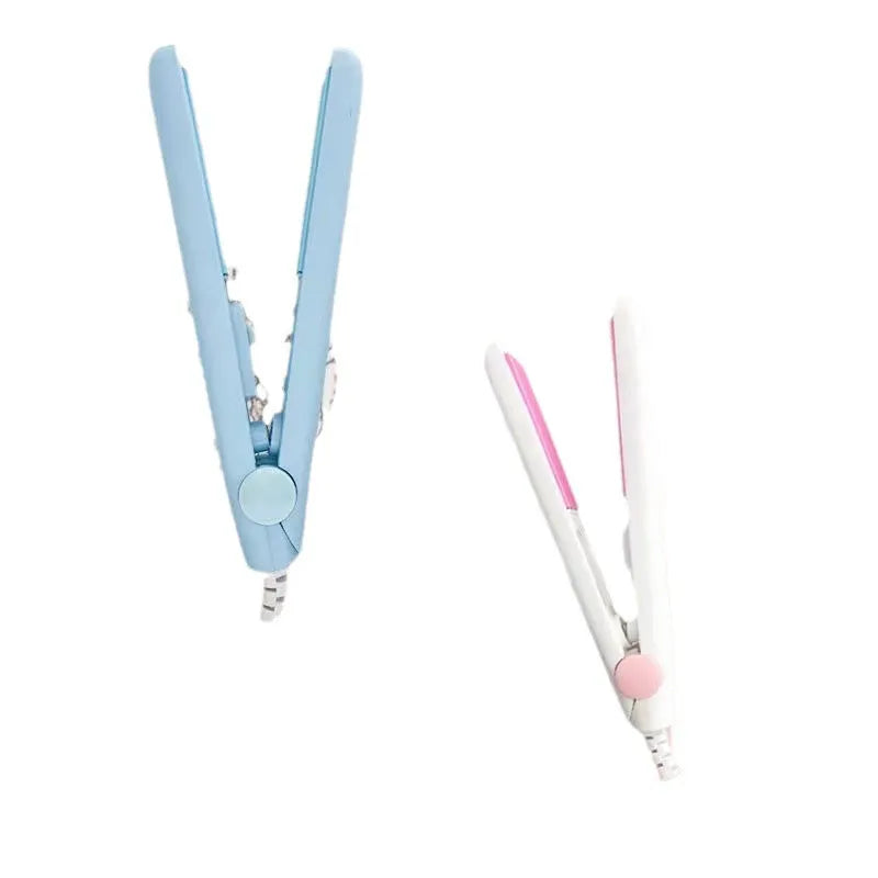Mini hairdressing splint hair straightener in chosen colour with its storage box, for styling bangs and fringes.