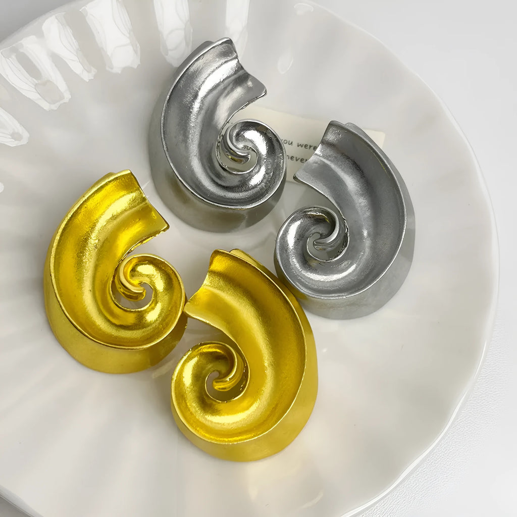 Geometric retro ear studs in gold and silver colours, 5cm alloy earrings