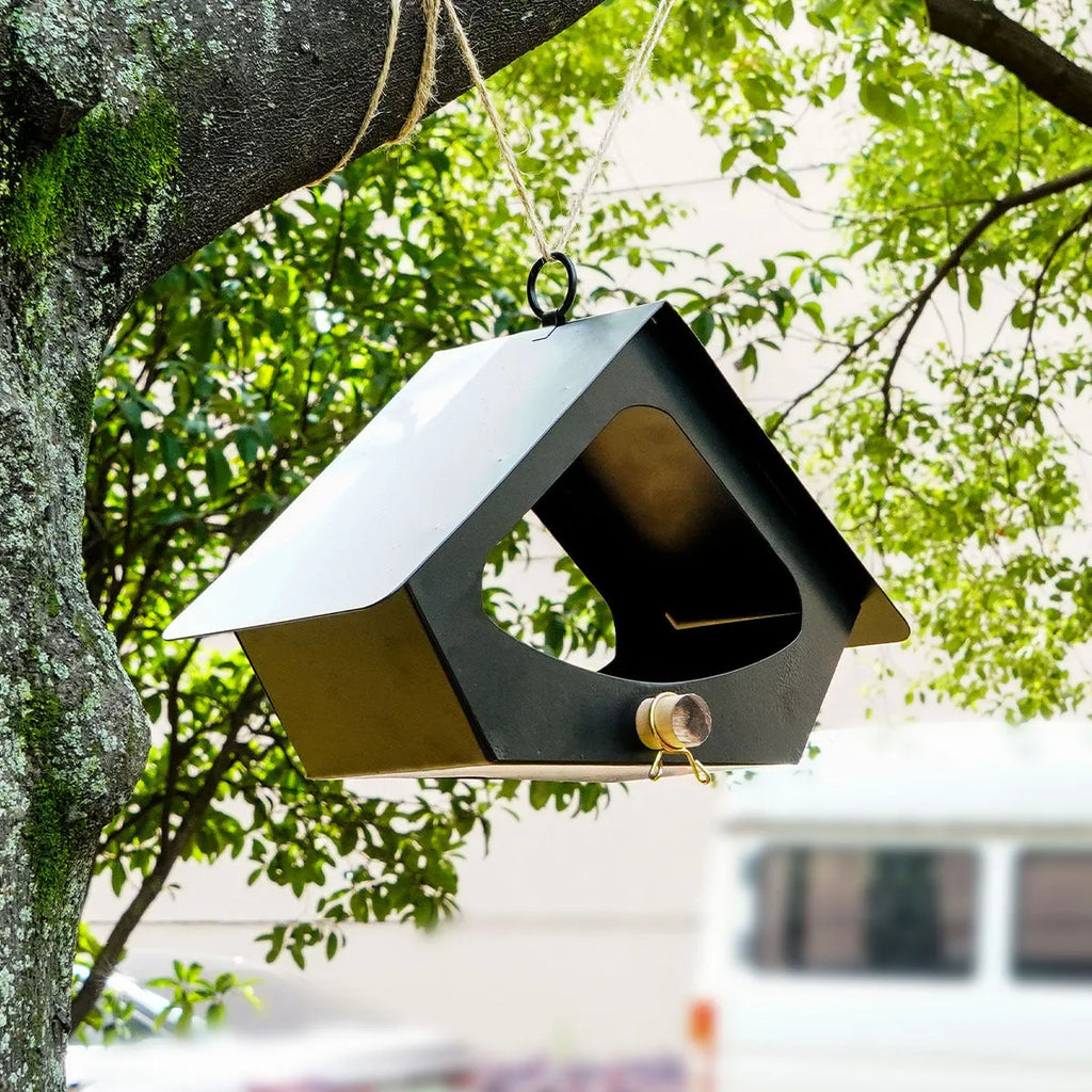 Simple iron bird nest for outdoor anti-rain bird feeding in black or grey.