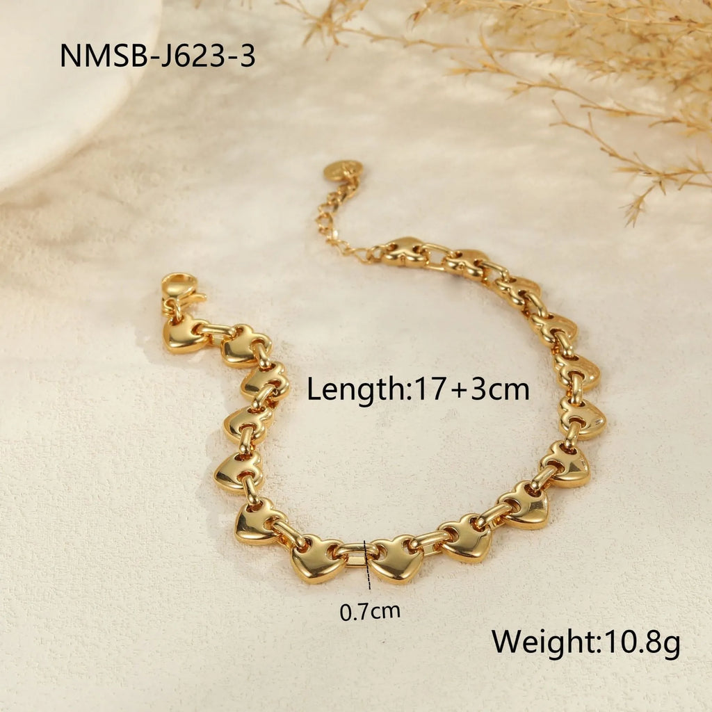 Women's hollowed-out heart bracelet in stainless steel with 18K electroplating geometric design