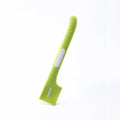 Green TPR pet feeding spoon with 16cm long handle and right-angle head for canned cat and dog food