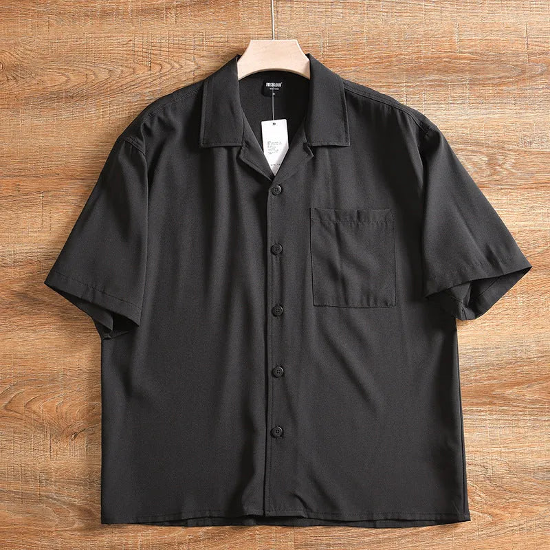 Men's lightweight loose fit short sleeve shirt in pure cotton polyester blend