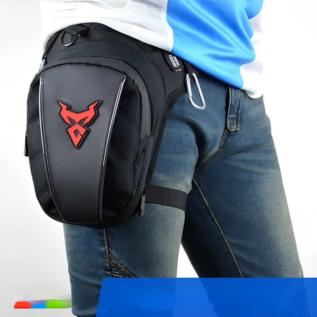 Motorcycle riding crossbody leg bag in 1200D Oxford cloth with adjustable straps, measuring 29x29x10-15cm