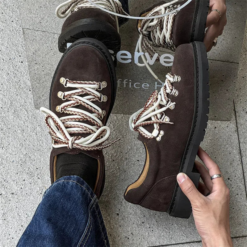 Men's outdoor casual shoes with rubber sole, striped pattern, and round toe in black colour