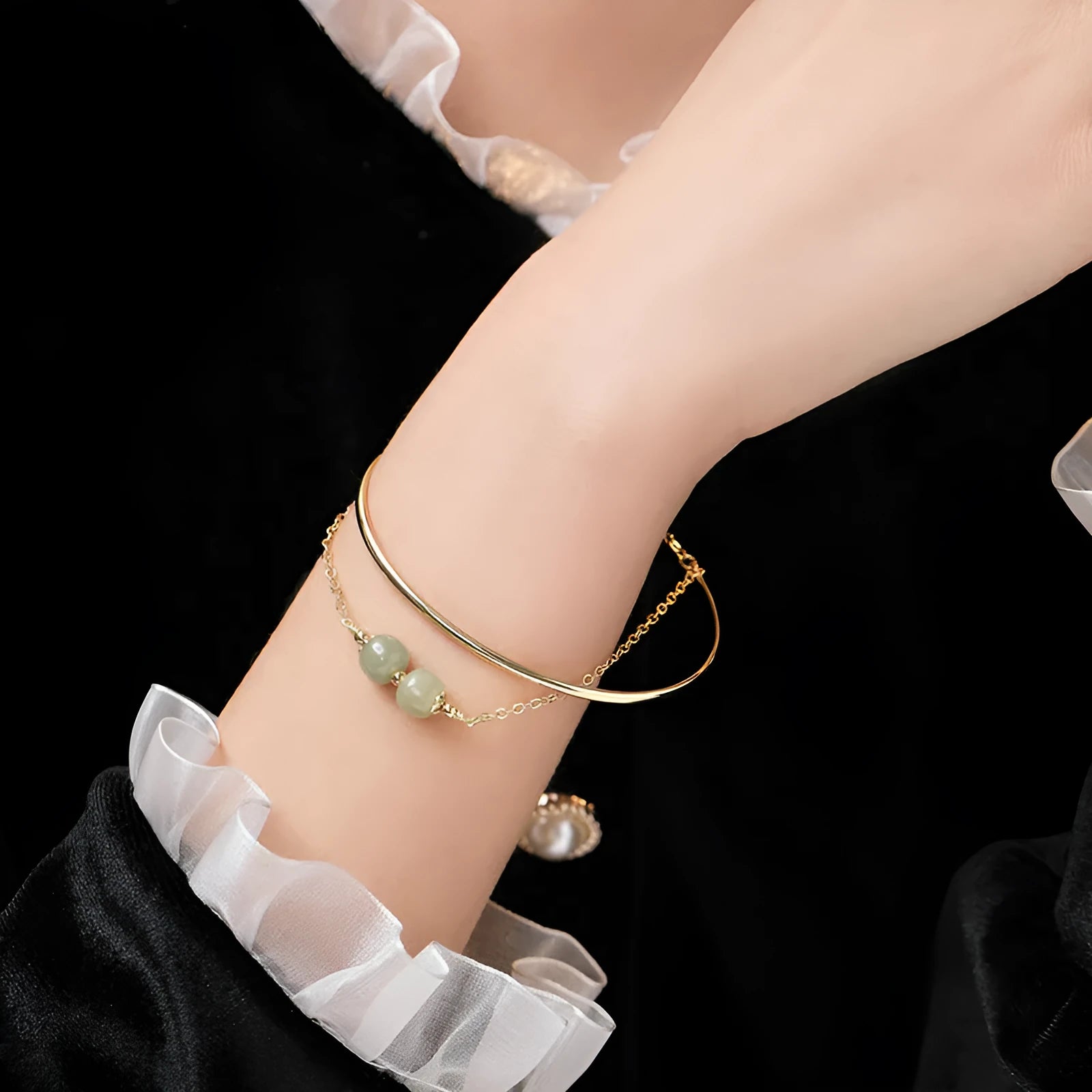 Women's Hetian jade lucky beads bracelet with gold inlay detailing in single, double and three bead versions