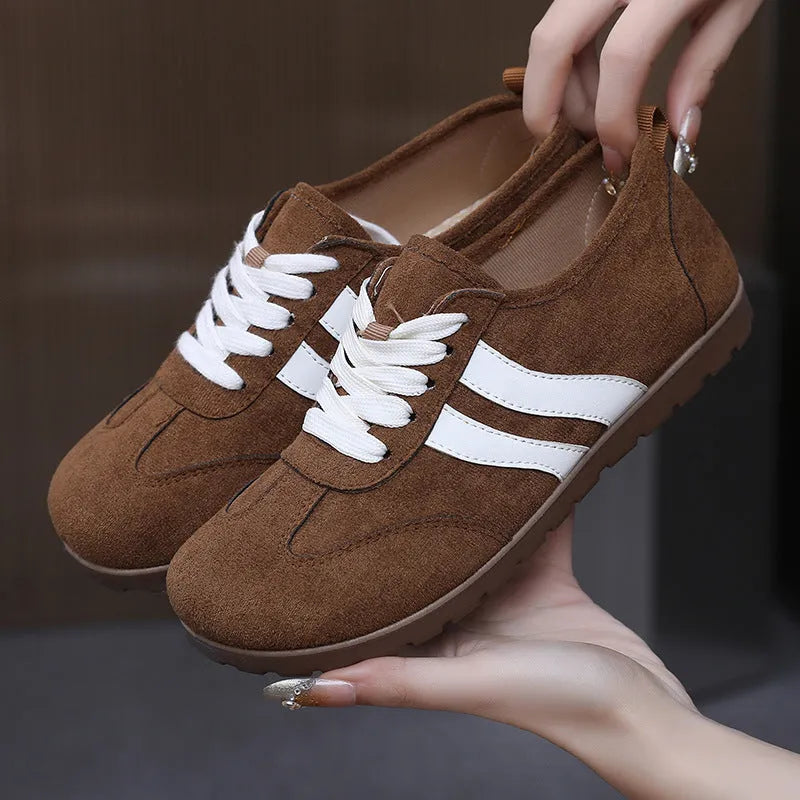Women's canvas sneakers with round toe and flat rubber sole in dark red colour