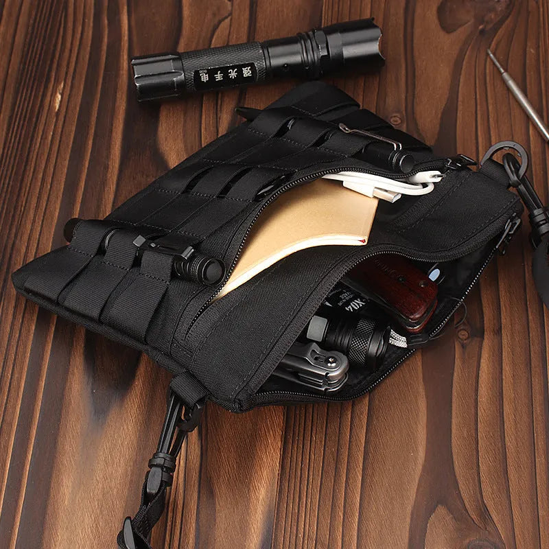 Black Oxford cloth outdoor kit with 18x3.5cm dimensions for military fans