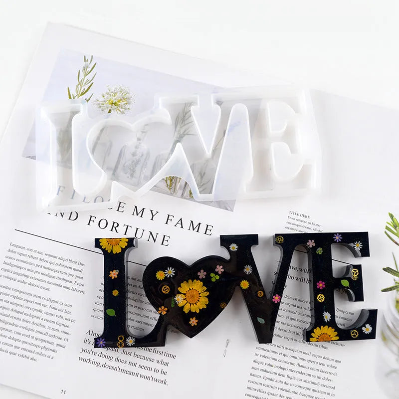 Six silicone epoxy moulds with English letter designs including love, home, family, Live, hello, and Blessed