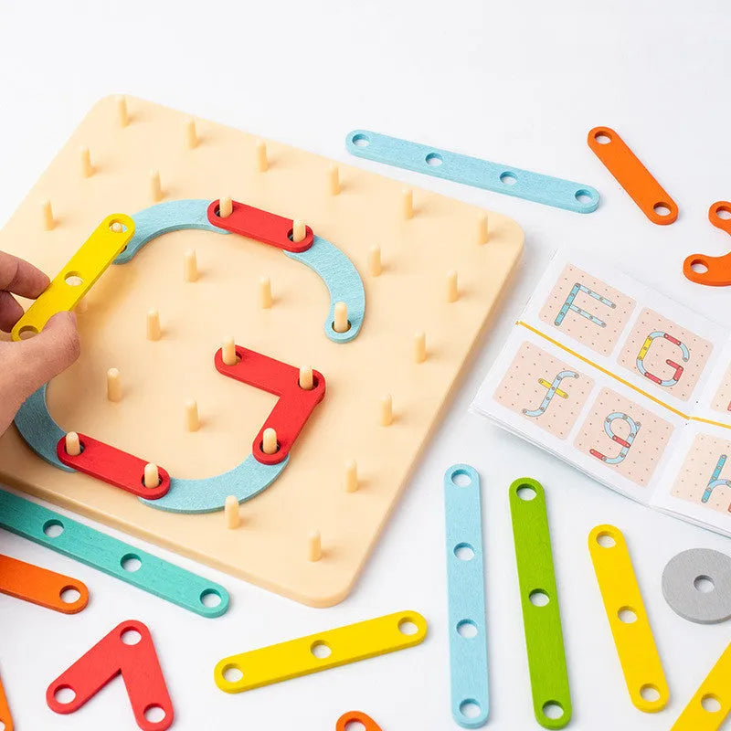 Wooden shape assembling column toy with 33 coloured shapes in a colour box, for children 4-6 years old