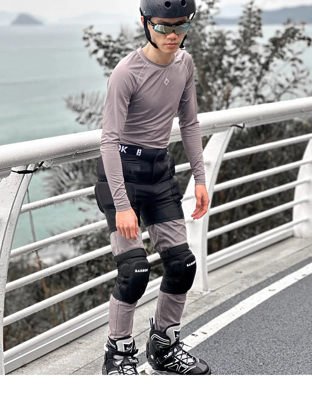 Black spandex hip protection pad with protective foam for skating and skiing.
