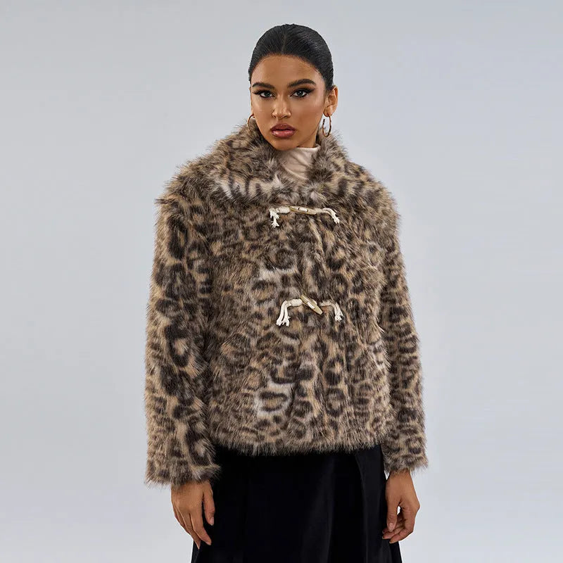 Women's leopard print buckle lapel coat in polyester fabric with regular sleeves