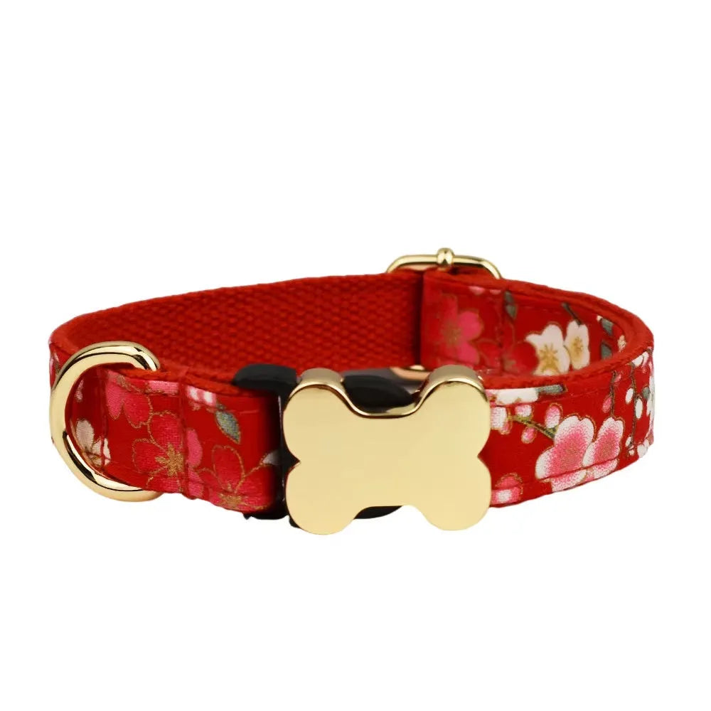 Nylon dog collar with flat fabric printed grid pattern and bone-shaped buckle