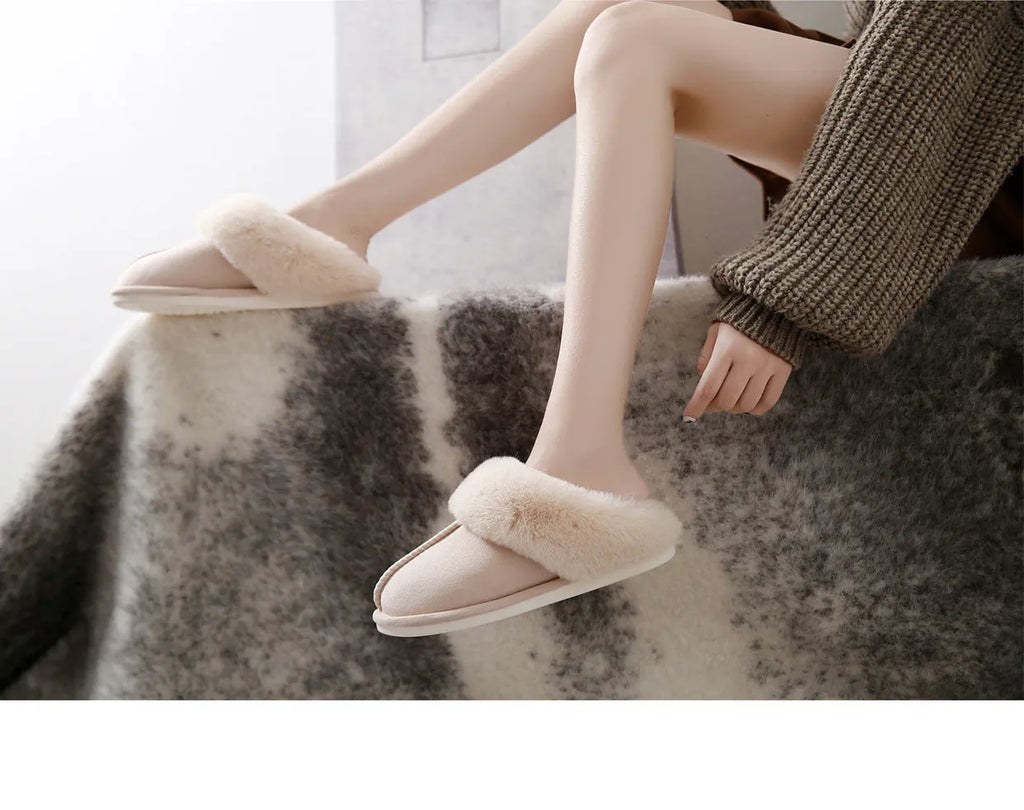 Cotton slippers with suede upper and artificial wool lining in beige, round toe, non-slip sole for home use