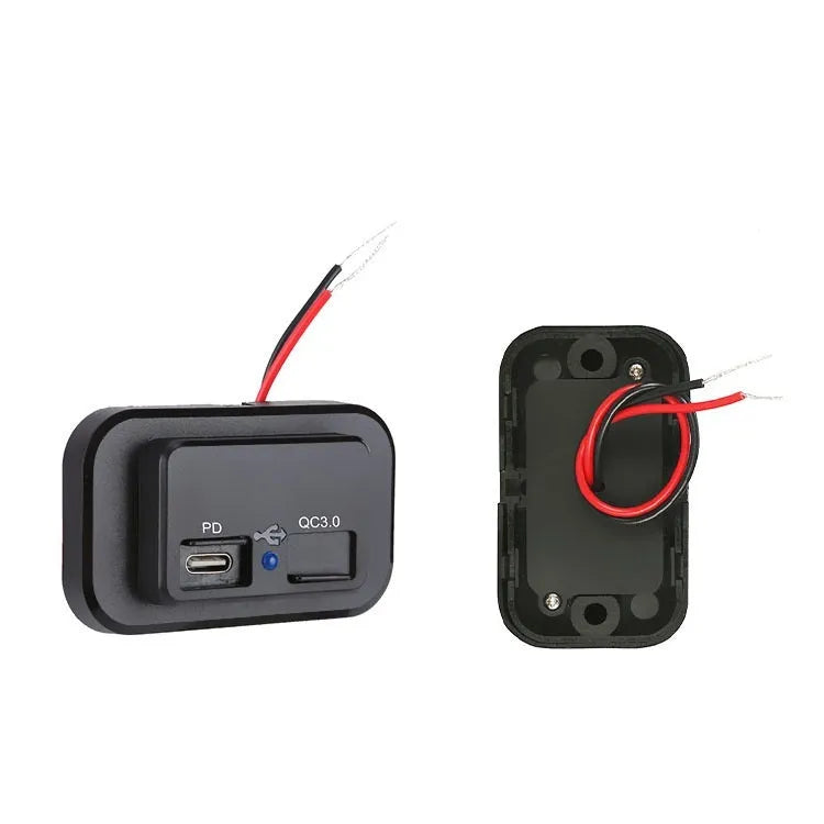 Black QC3.0 and PD car charger with USB-C interface for 36W fast charging in vehicles