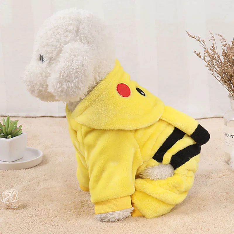 Fleece cat coat hoodie with cartoon design for small dogs and cats in autumn and winter.