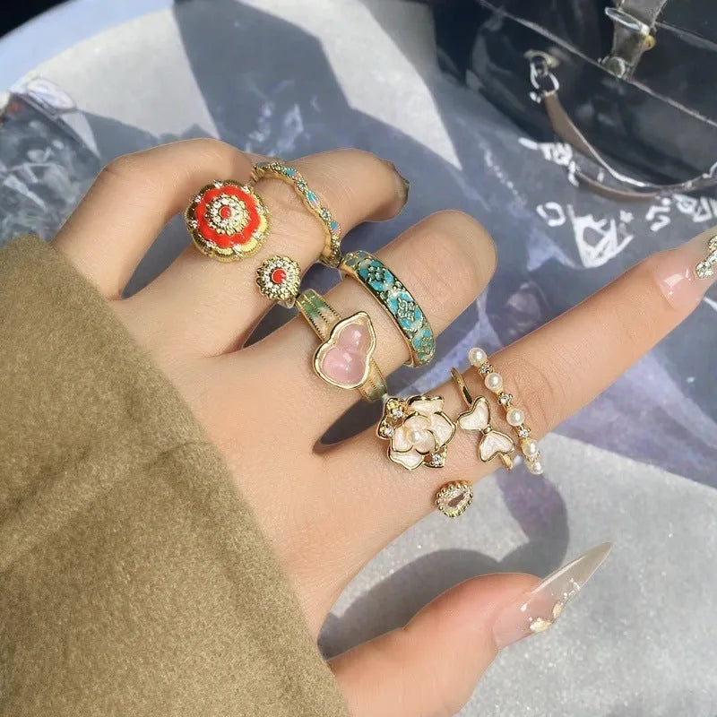 Adjustable copper gourd ring with zircon inlay in vintage oil dripping style