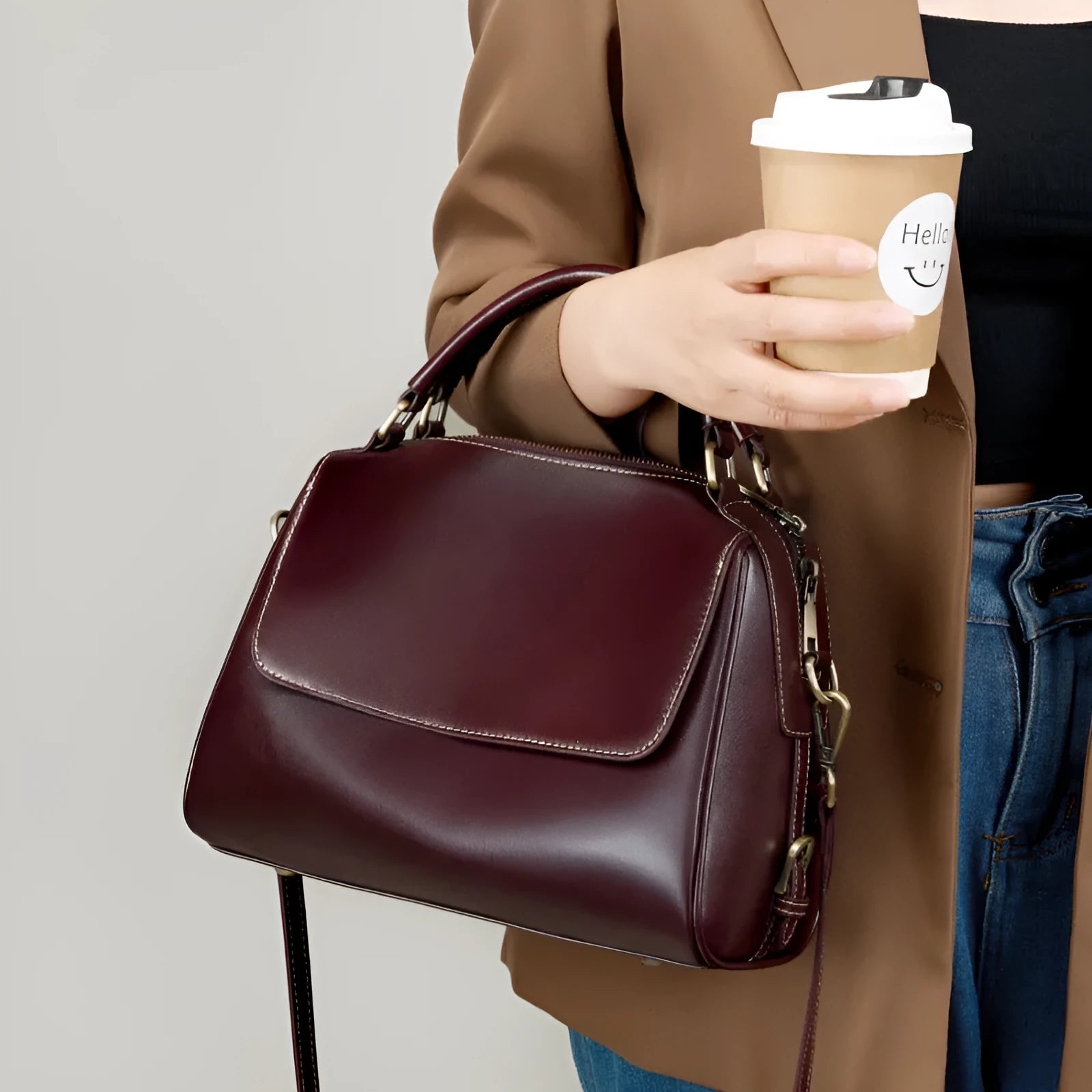 Women's genuine leather crossbody tote bag in cross-square shape with double straps and internal compartments