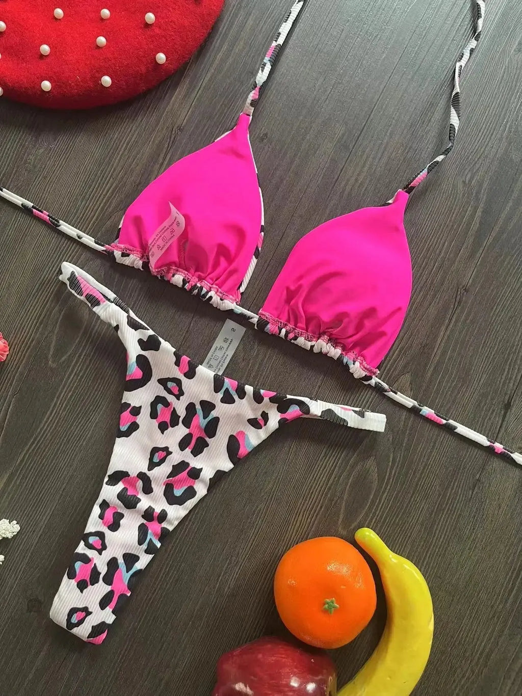 Women's printed bikini swimsuit with cotton-lined briefs in European and American pattern style