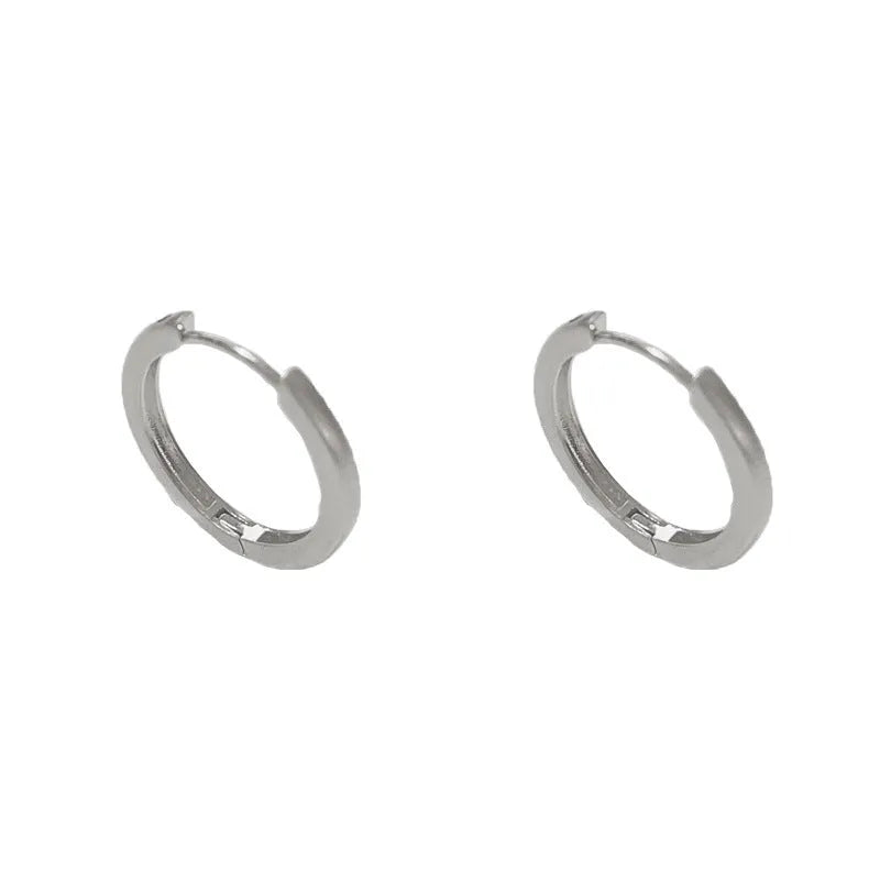 Geometric simple style gold or silver colour clip-on earrings for women with round eyelet design.