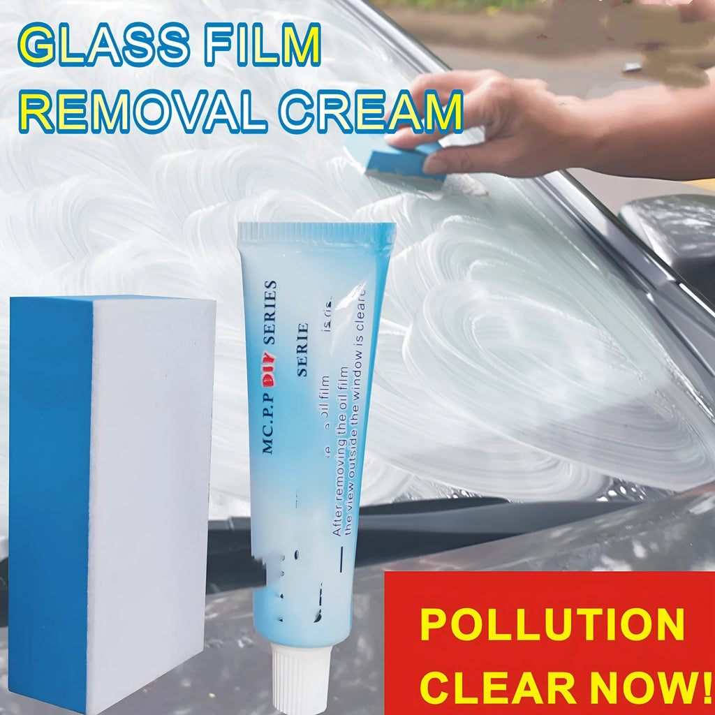 Automotive glass anti-fog cleaning product with 15ml rainproof spray in white English packaging