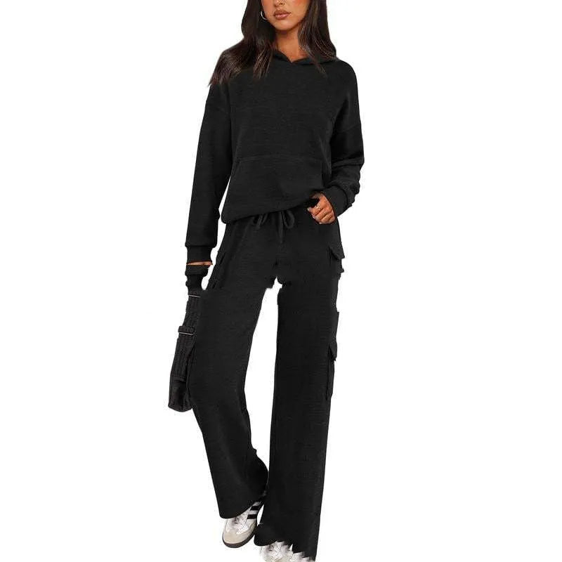 Women's polyester leisure sports suit in various colours with long sleeves and full-length trousers