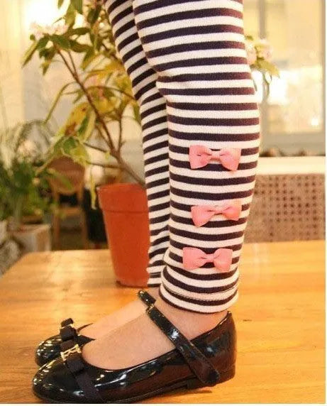 Pink 100% cotton girls clothing set available in sizes 110cm, 120cm, 130cm, and 140cm.