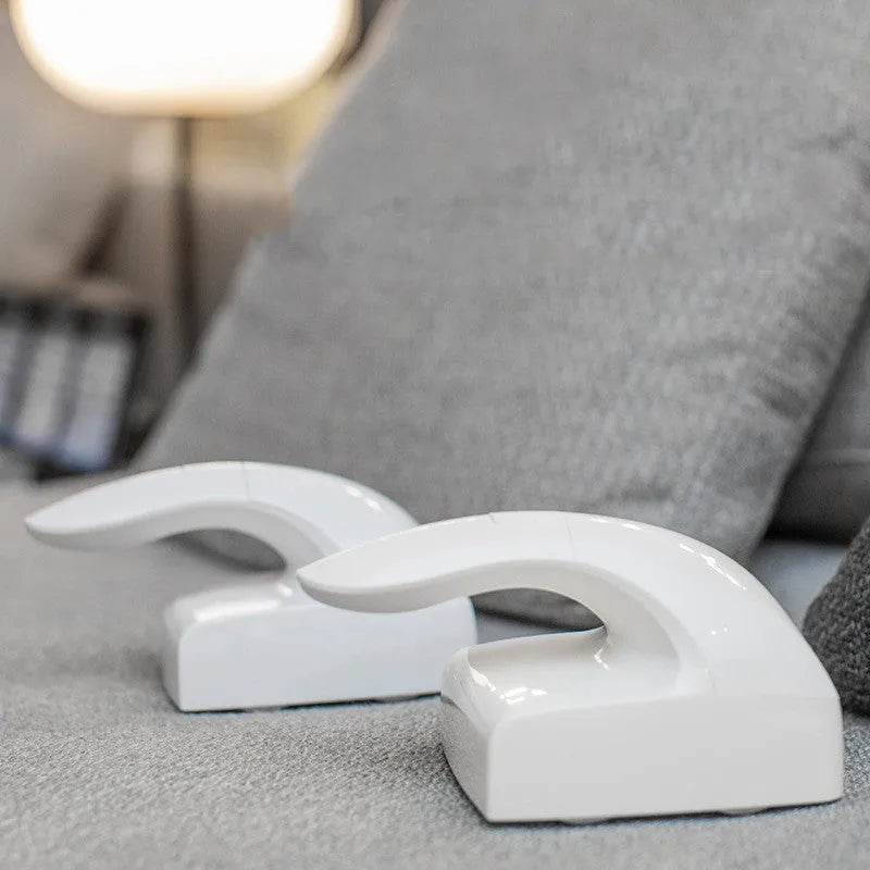White ABS sticky hair remover roller for picking up cat hair from fabric