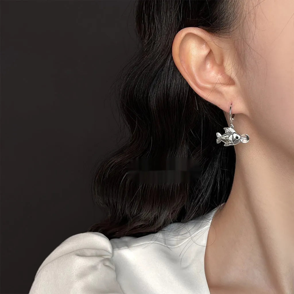 Bubble fish design copper earrings with goldfish animal modelling elements