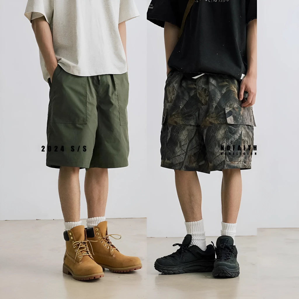 Loose fit denim shorts with elastic waist in black and army green colours