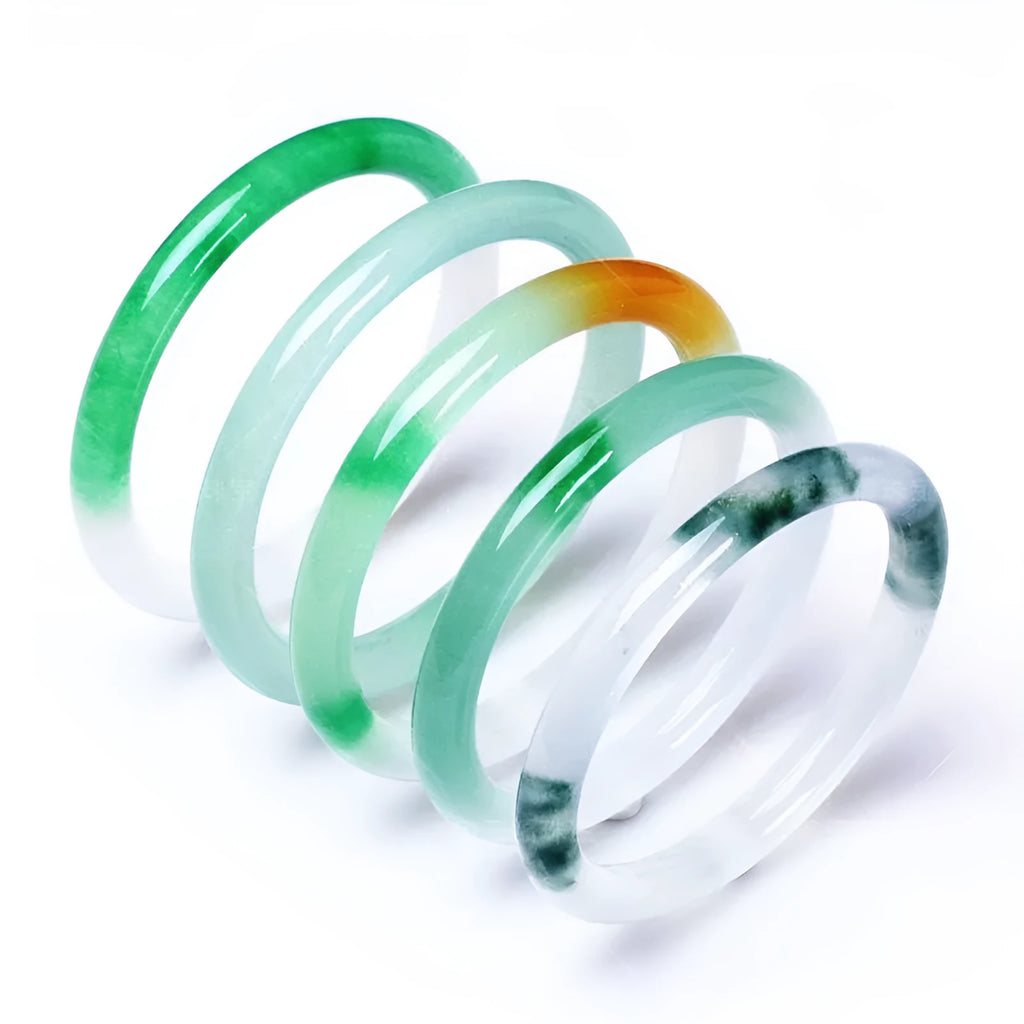 Ice-like emerald floating flower jade bracelet for women in various colours with traditional auspicious cloud patterns