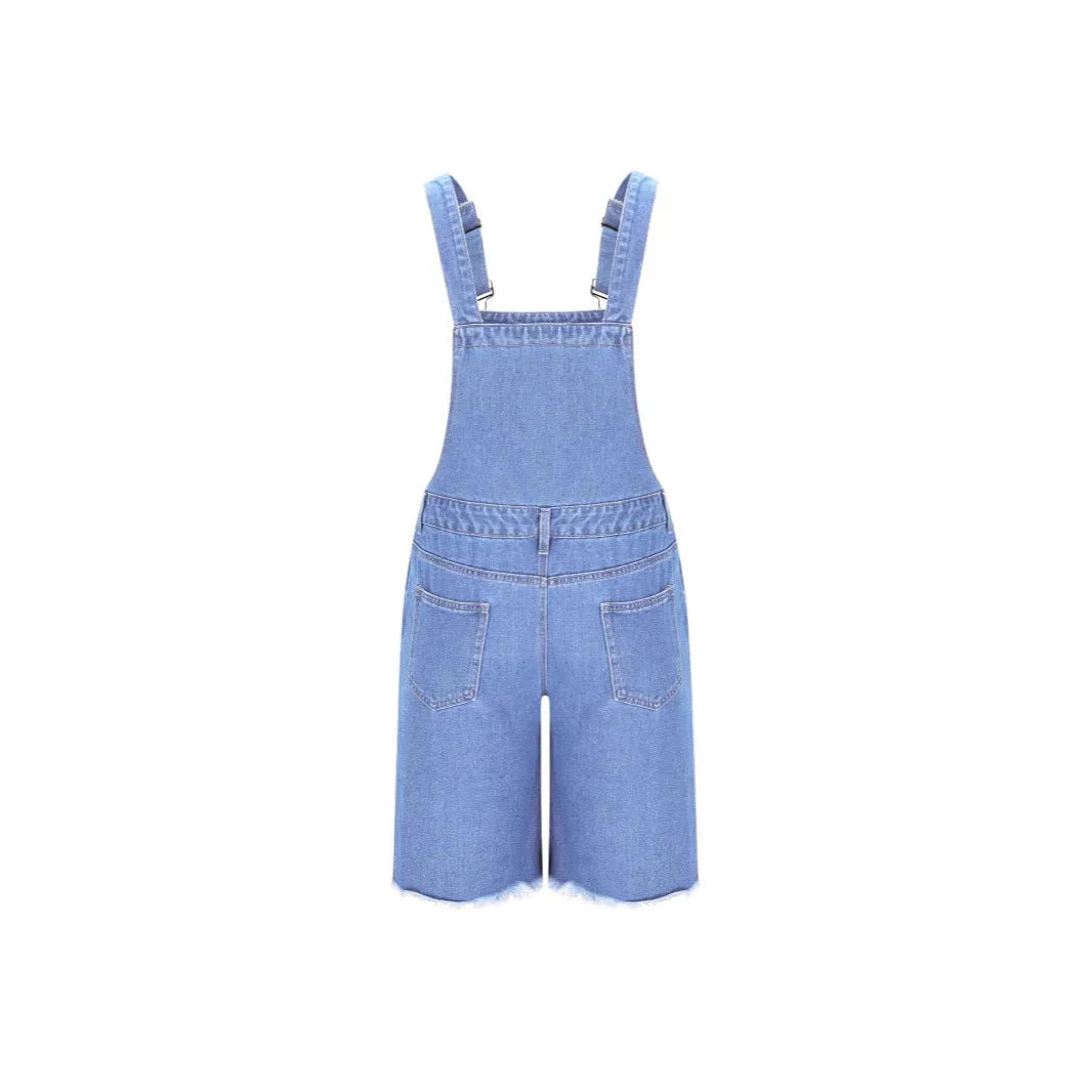 Men's ripped denim suspender shorts in straight-leg style with cotton fabric