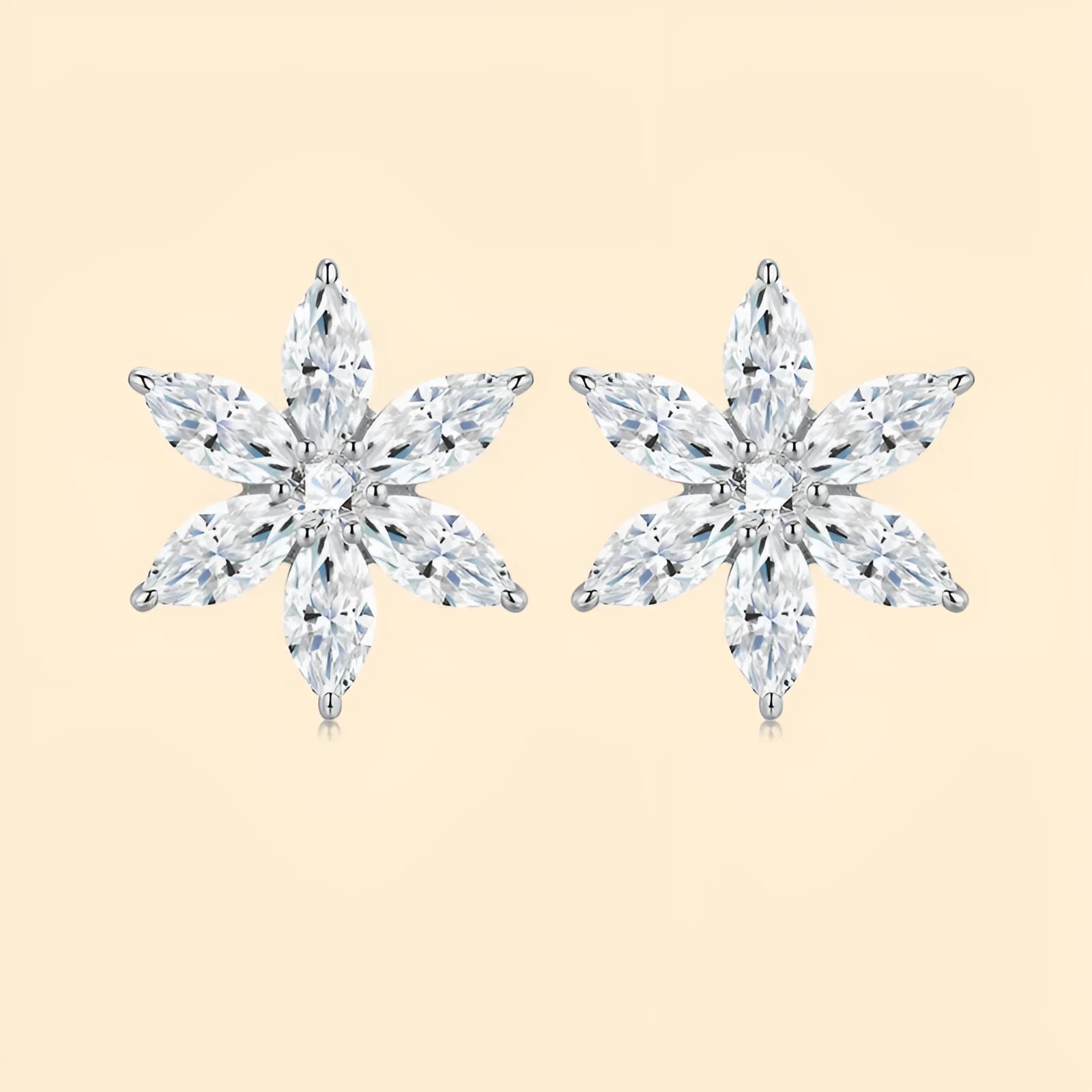 Moissanite 925 silver flower shape unisex earrings with advanced sense design