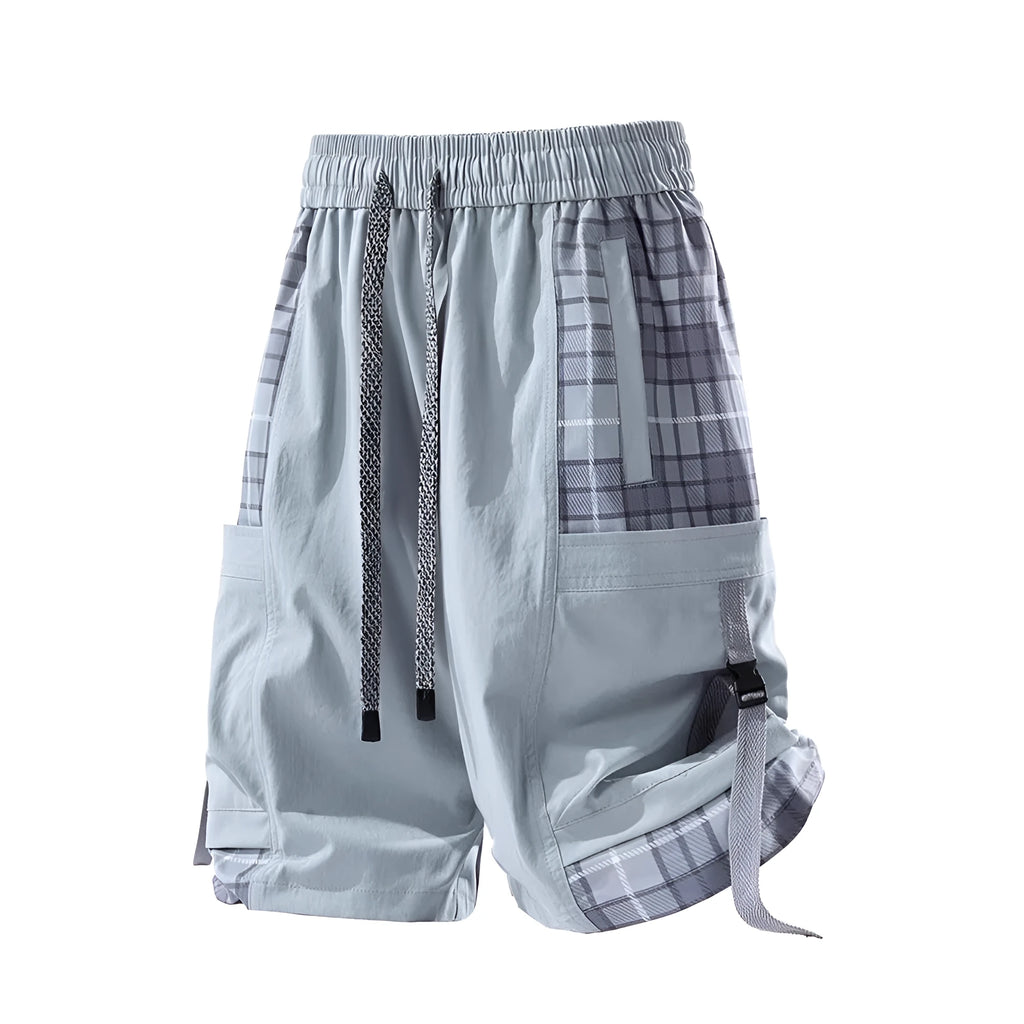 Men's plaid stitch casual cargo shorts in loose fit with multiple pockets