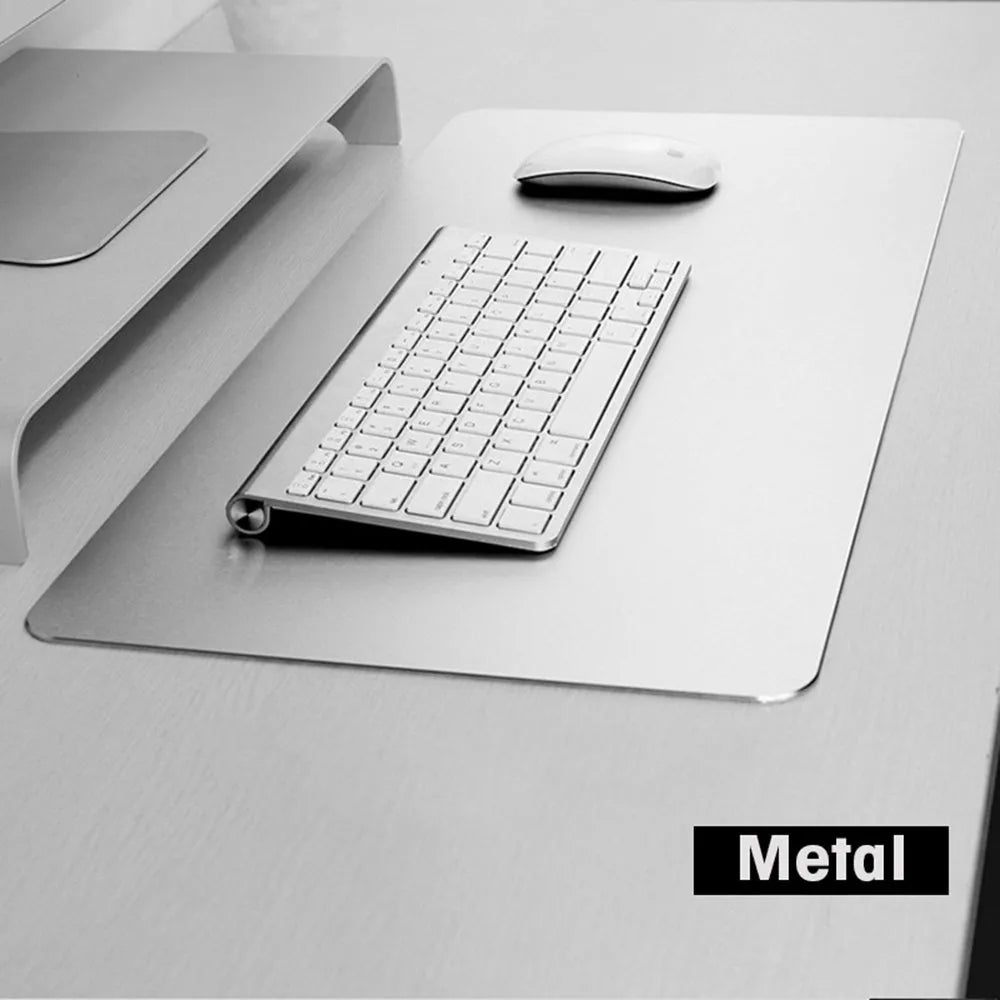 Aluminium alloy double-sided mouse pad in black with wrist support, 300x240mm size, flat on desk