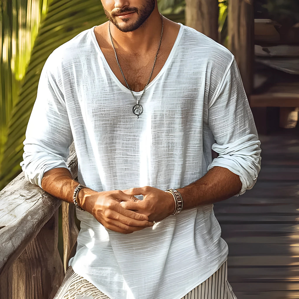 Beige V-neck long-sleeved slim fit t-shirt made from a hemp-blend fabric