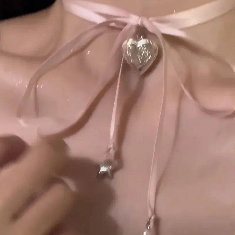 Women's alloy ribbon love pendant necklace on a 40 cm clavicle chain