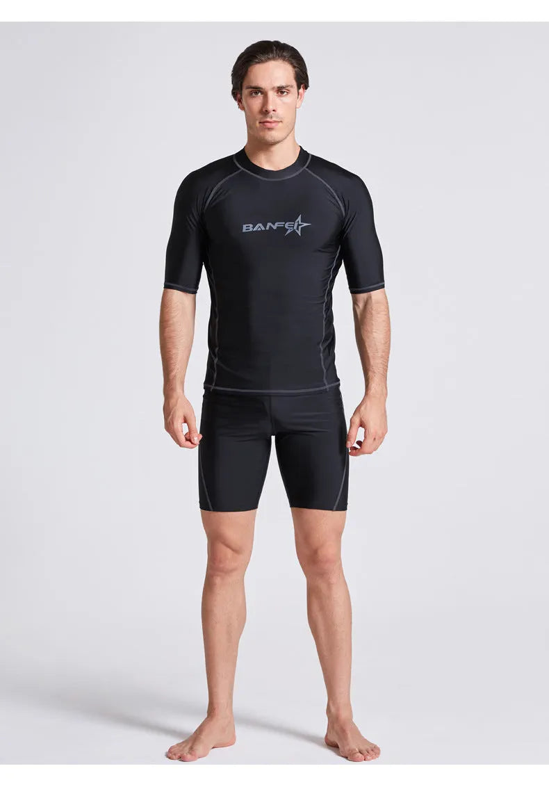 Men's navy blue quick-drying half sleeve wetsuit suit for swimming and snorkelling.