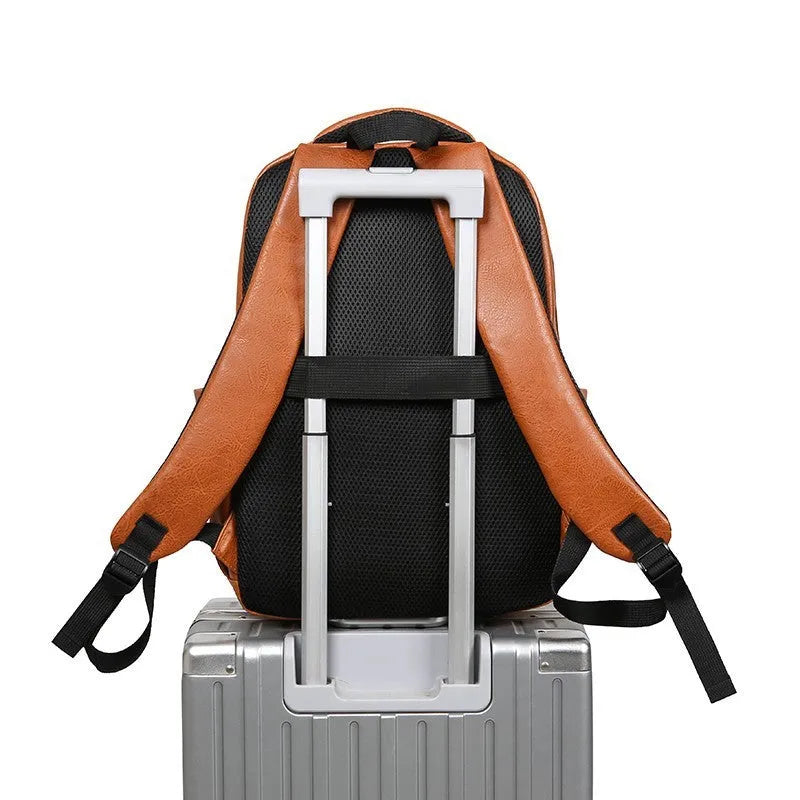 Men's large capacity leisure backpack in khaki, PU material, curved shoulder strap, 47x33x18cm